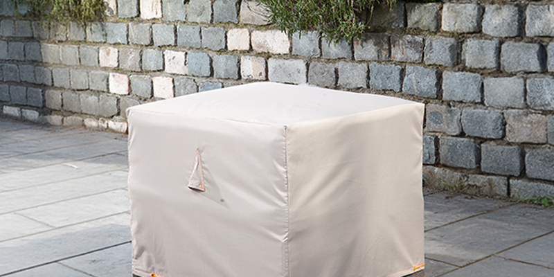 Housse de fauteuil de jardin couleur taupe